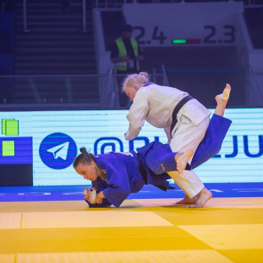 Зуева - победительница турнира Гулидова - 9