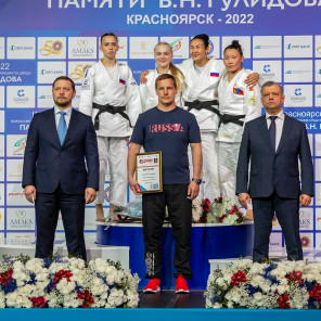 Зуева - победительница турнира Гулидова - 11