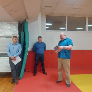 Обучение сотрудников по оказанию первой помощи пострадавшим и по антитеррористической безопасности