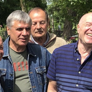 Памятник Янчику - 5