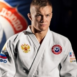 Денис Лаврентьев-1