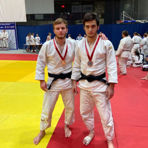 Медалисты-Магнитогорск-2