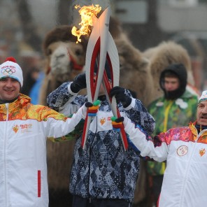Челябинские факелонсцы-дзюдоисты Александр Миллер и Мансур Исаев-7
