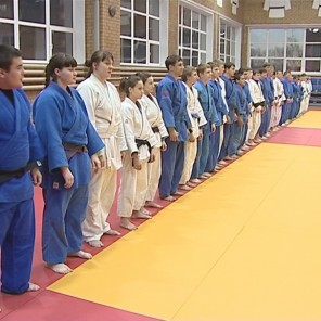 Награда за вклад в развитие дзюдо-1