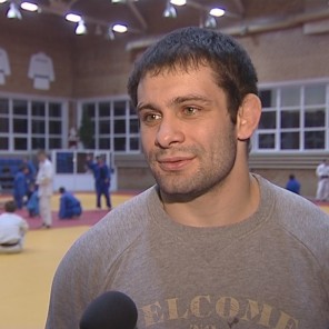 Награда за вклад в развитие дзюдо-58