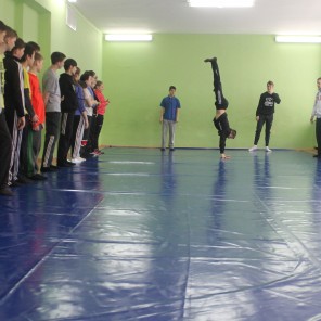 Челябинские дзюдоисты рассказали школьникам о вреде наркотиков и курительных смесей, фото Веры Сухиной-12