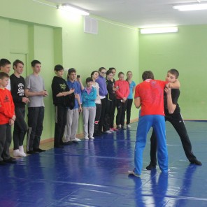 Челябинские дзюдоисты рассказали школьникам о вреде наркотиков и курительных смесей, фото Веры Сухиной-18