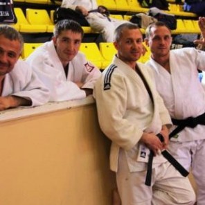 Сегодня отмечает день рождения директор копейской МСДЮСШОР по борьбе дзюдо и видам восточных единоборств Марату Фазлиахметову-4