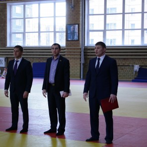 В Челябинске наградили медалистов первенства России среди юношей и девушек до 18-ти лет в Липецке-4