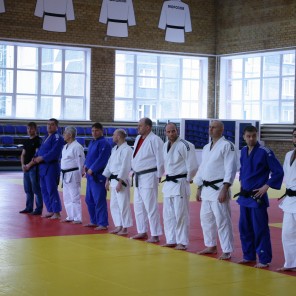 В Челябинске наградили медалистов первенства России среди юношей и девушек до 18-ти лет в Липецке-5