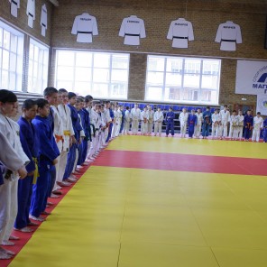 В Челябинске наградили медалистов первенства России среди юношей и девушек до 18-ти лет в Липецке-6