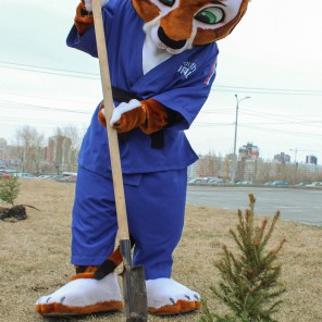 "Зелёная" акция с талисманом ЧМ-2014 по дзюдо тигрёнком Жориком - 5