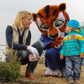 "Зелёная" акция с талисманом ЧМ-2014 по дзюдо тигрёнком Жориком - 10