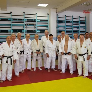 Челябинские ветераны самбо и дзюдо провели день памяти своего великого Учителя - 8