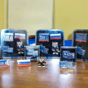 Коллекционные значки чемпионата мира-2014 по дзюдо - 2