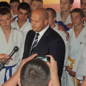 Фёдор Емельяненко в Центре олимпийской подготовки-8