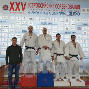 Награждение - свыше 100 кг