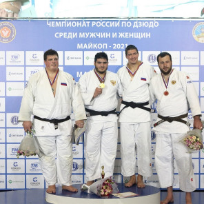 Саидов-награждение